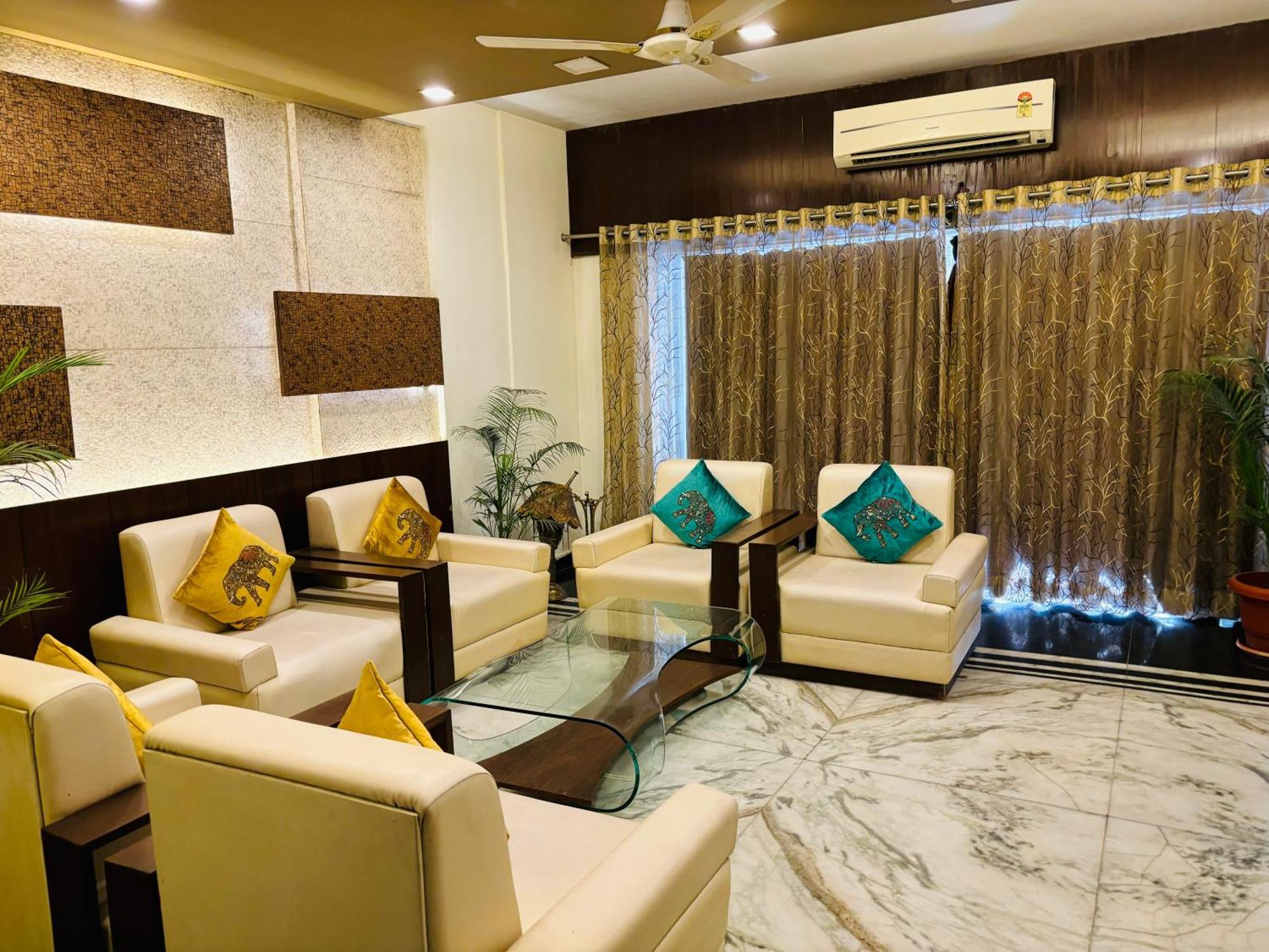 Royal Palms Luxury Service Apartment Nagpur Eksteriør billede