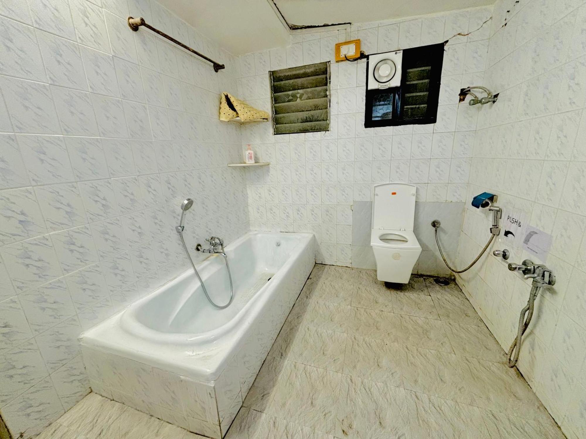 Royal Palms Luxury Service Apartment Nagpur Værelse billede